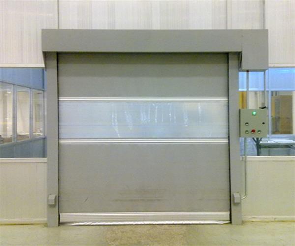 Fast rolling door